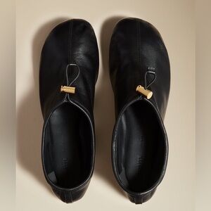 Khaite The Meadow Flat size 40